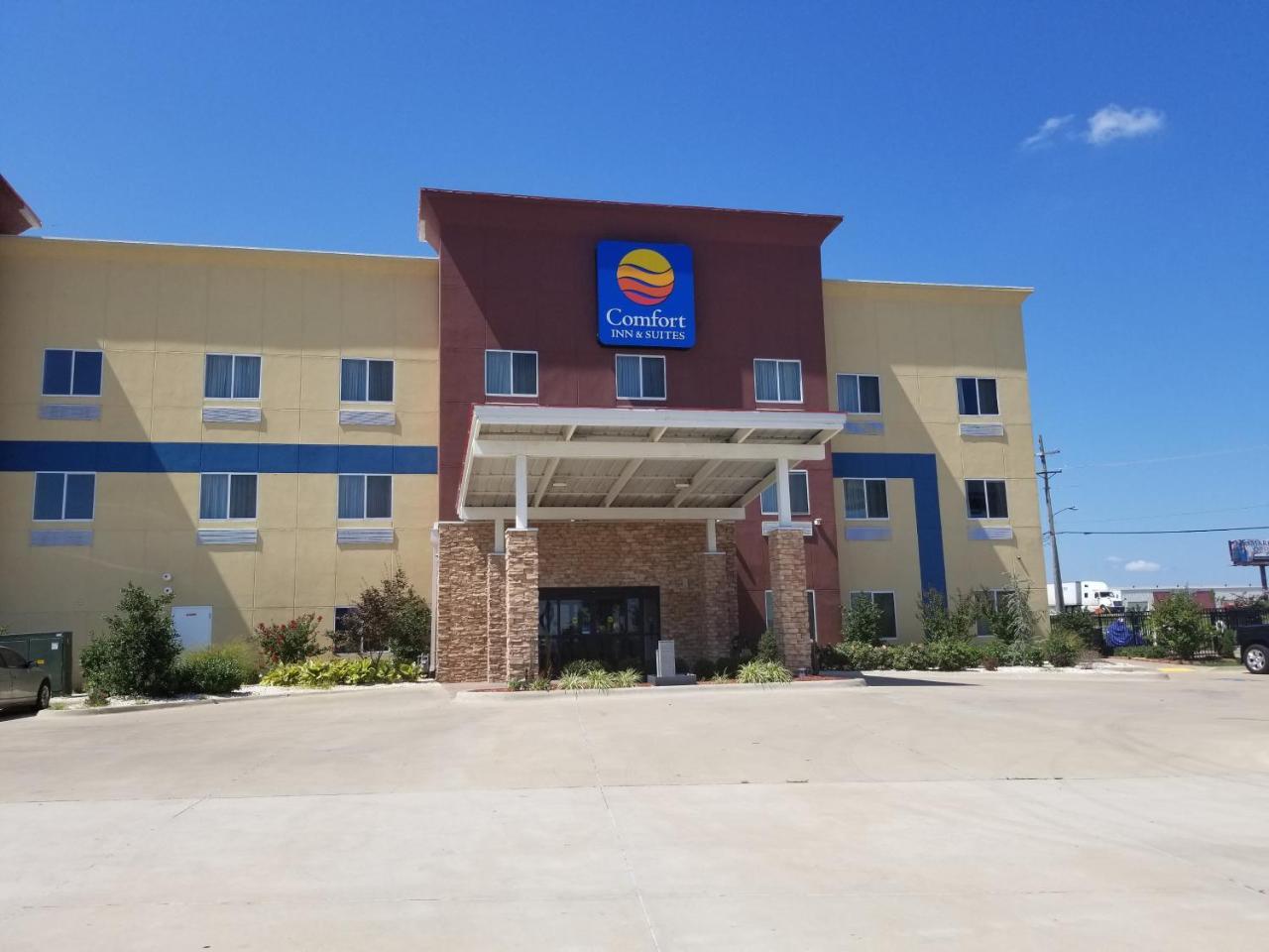Comfort Inn & Suites Tulsa I-44 West - Rt 66 Oakhurst Exterior photo
